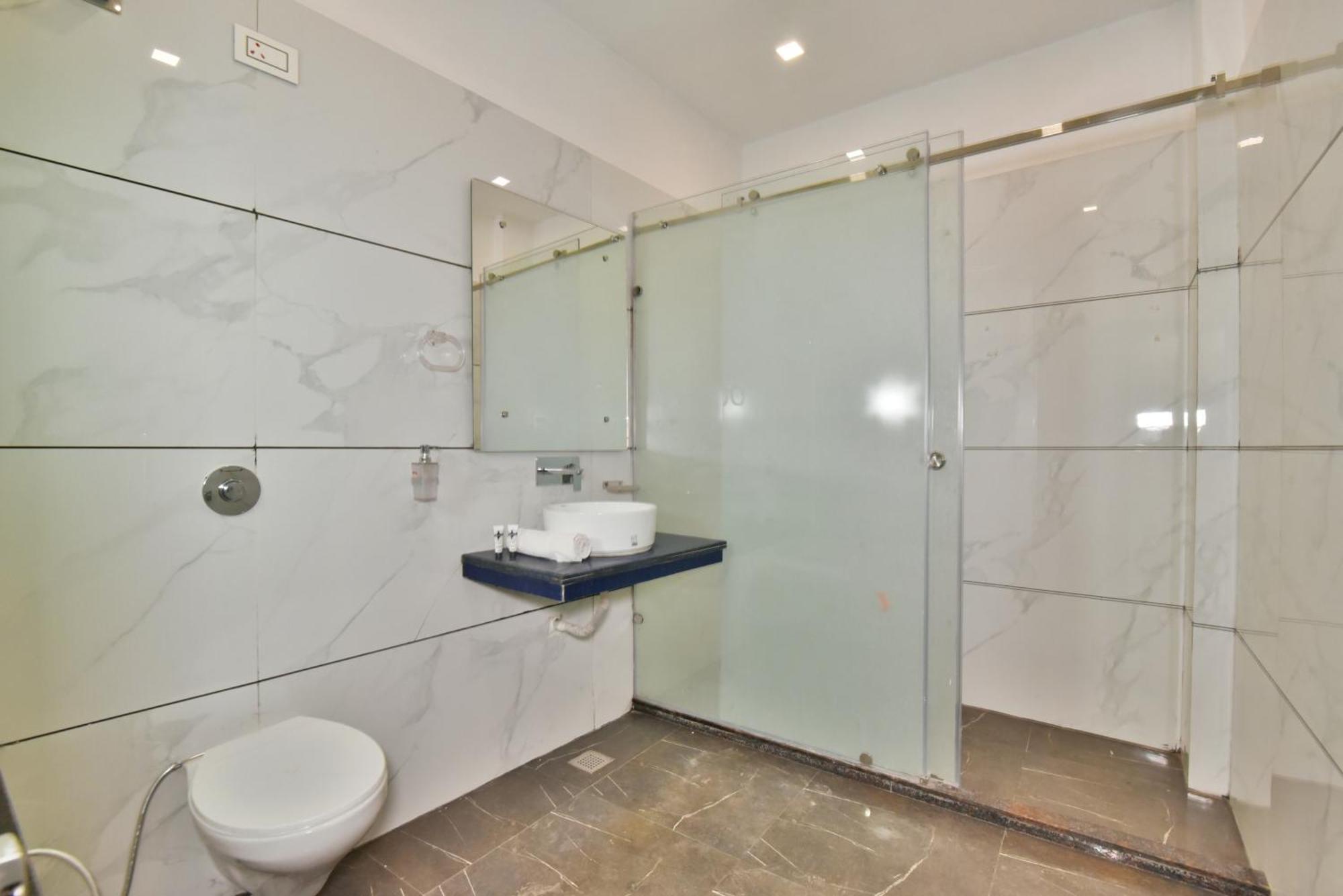 Hk Backpackers-Luxury Rooms & Dormitory Amritsar Exterior foto