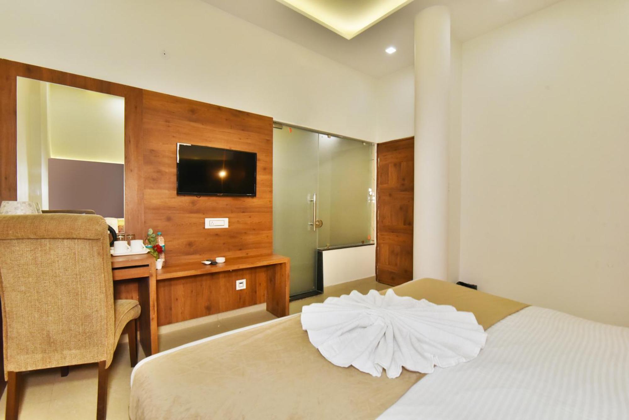 Hk Backpackers-Luxury Rooms & Dormitory Amritsar Exterior foto