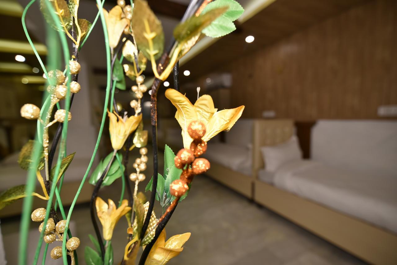 Hk Backpackers-Luxury Rooms & Dormitory Amritsar Exterior foto