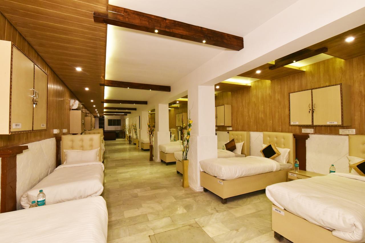 Hk Backpackers-Luxury Rooms & Dormitory Amritsar Exterior foto