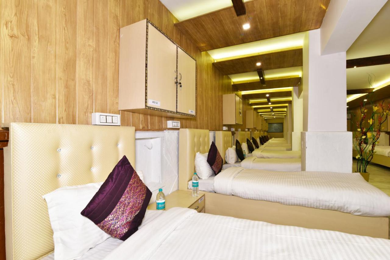 Hk Backpackers-Luxury Rooms & Dormitory Amritsar Exterior foto